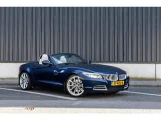 BMW Z4 Roadster sDrive35i Introduction