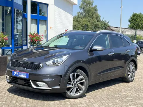 Kia Niro 1.6 GDi Hybrid ExecutiveLine l Schuifdak, Stoelventilatie, Dodehoekherkenning, Stoelverwarm