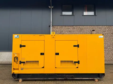 SDMO Cummins NT 855 G4 Leroy Somer 230 kVA Silent Noodstroom generatorset
