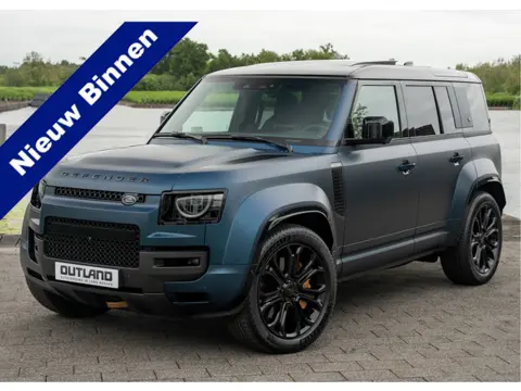 Land Rover Defender 110 P635 Octa | Sargasso Blue Satin | Carbon Exterior Pack | NP. € 300.822,- |