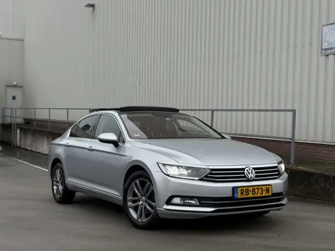 Volkswagen Passat 1.4 TSI ACT | Pano | Trekh | Bns Ed R |