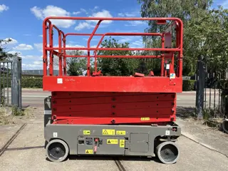 Gebruikte schaarhoogwerker Genie GS-3246