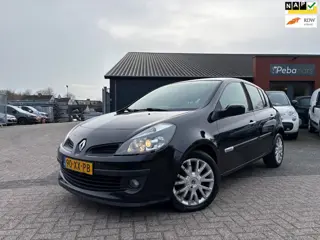 Renault Clio 1.6-16V Rip Curl