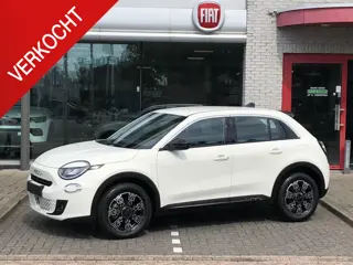 Fiat 600 1.2 Hybrid Icon AUTOMAAT|NAVI|CLIMATE|APPLE/ANDROID|CAMERA|PDC|17"