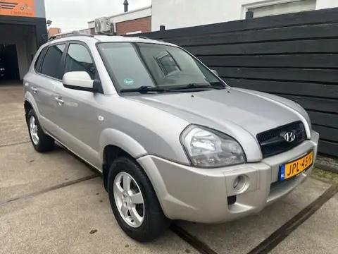 Hyundai Tucson 2.0i Active AIRCO/TREKHAAK/DECEMBER 2026 APK!