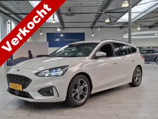 Ford FOCUS Wagon EcoBoost Hybrid 125pk ST-Line | 100% Dealer onderhouden | Trekhaak | Winterpack | C