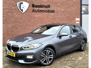 BMW 1-serie 118i Sport-Line, Camera, Digi Cockpit [1e eig. NL BTW]