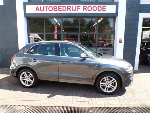 Audi Q3 2.0 TFSI quattro Sport Edition ZEER MOOI, CLIMA,PDC,NIEUWE APK !!