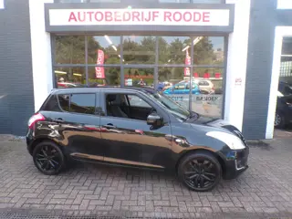 Suzuki Swift 1.2 Exclusive BLACKLINE ZEER MOOI, 1 EIGENAAR,NIEUWE APK !!!