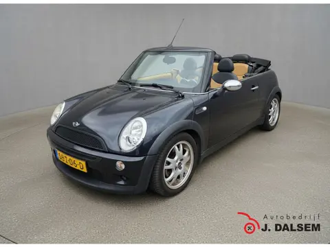 MINI Cabrio 1.6 Cooper zo meenemen (bj 2006)