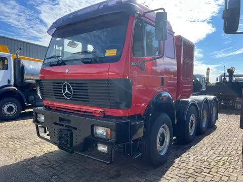 Mercedes-Benz ZWAAR TRANSPORT TREKKER - 3548 WSK V8 - 8x4 - KOPPELOMVORMER