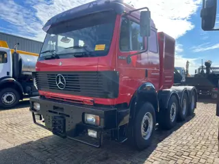 Mercedes-Benz ZWAAR TRANSPORT TREKKER - 3548 WSK V8 - 8x4 - KOPPELOMVORMER