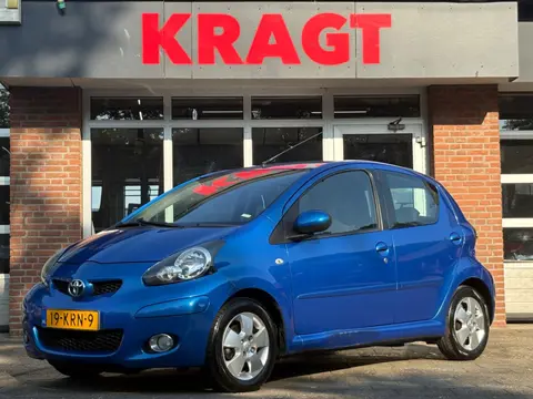 Toyota Aygo Dynamic Blue 1.0-12V - AUTOMAAT - Airco - lichtmetaal - 5drs - elektrische ramen