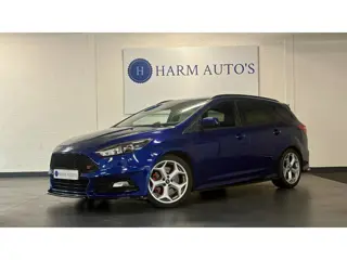 Ford Focus Wagon 2.0 ST-3 250pk Navi / CAM / Volleer / PDC / Maxton / Xenon / Cruise