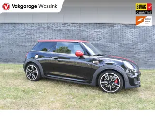MINI 3-deurs 2.0 John Cooper Works Chili 232pk (bj 2018)