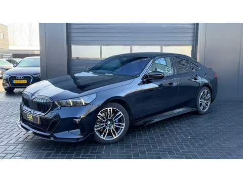 BMW 5-serie 520i M Sportpakket| Camera|H&K
