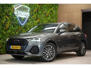 Audi Q3 35 TFSI S Line / Camera / ACC / Stoelverwarming