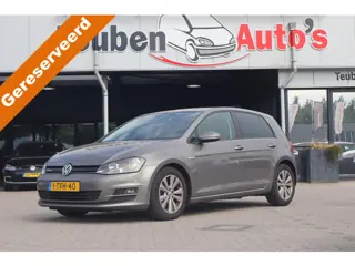 Volkswagen Golf 1.6 TDI Highline BlueMotion | Parkeerhulp | Airco | Navigatie |