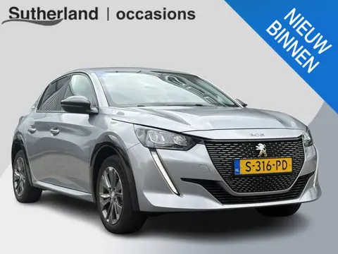 Peugeot e-208 EV Allure Pack 50 kWh | 98,7% SOH! | Achteruitrijcamera | Cruise Control | Navigatie |
