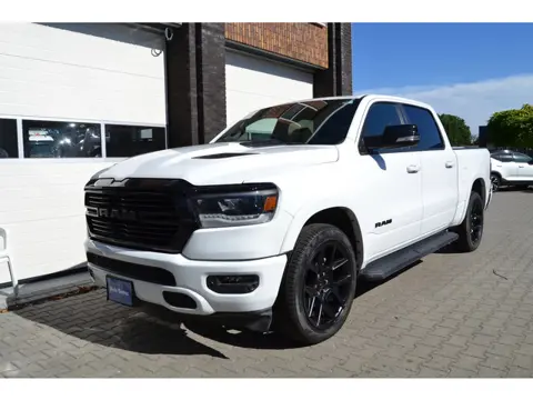 Dodge RAM 1500 5.7 V8 Crew Cab Laramie, 12 inch scherm