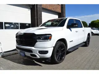 Dodge RAM 1500 5.7 V8 Crew Cab Laramie, 12 inch scherm
