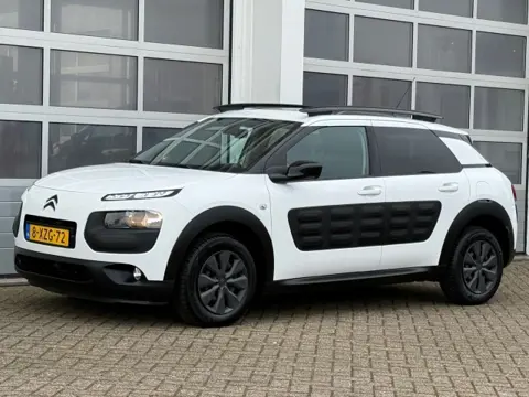 CITROEN C4 CACTUS 1.6 BlueHDI Business Euro 6 Navi Camera Pano Trekhaak