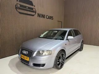Audi A3 Sportback 1.6 FSI Attraction Zeer nette auto.