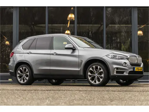 BMW X5 xDrive40e iPerformance High Executive (bj 2016)