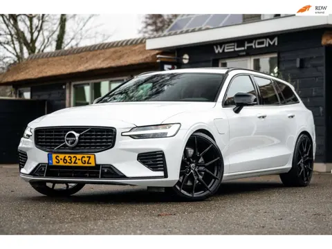 Volvo V60 2.0 T6 Recharge AWD R-Design SOH 90% I Panoramadak I Harman Kardon I 21" I HeadUp I Blis I
