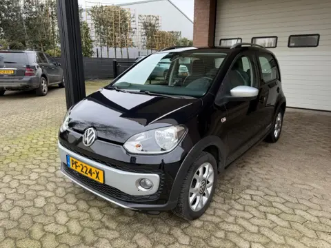 VOLKSWAGEN UP 1.0 cross Up! navi stoelverw. PDC cruise