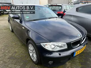 BMW 1-serie 120d High Executive (lager schalen hoorbaar)