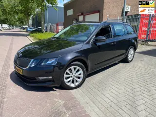 Skoda Octavia Combi 1.6 TDI Greentech Ambition Business / 2017 / Airco/Climatronic / Navigatie / PDC