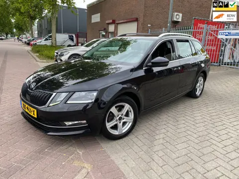 Skoda Octavia Combi 1.6 TDI Greentech Style Business / 2017 / Airco/Climatronic / Cruise Control / P