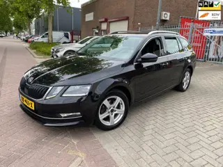 Skoda Octavia Combi 1.6 TDI Greentech Style Business / 2017 / Airco/Climatronic / Cruise Control / P