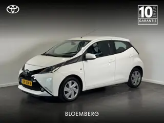 Toyota Aygo 1.0 VVT-i x-play | Achteruitrijcamera | Airco |