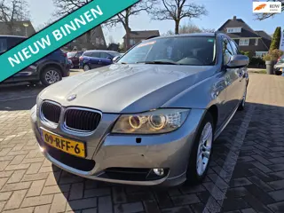 BMW 3-serie Touring 318i Corporate Lease Luxury Line LEUKE AUTO RIJDT EN SCHAKELT GOED