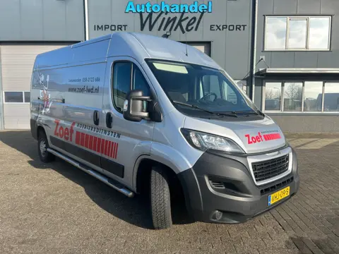 Peugeot Boxer 335 2.2 BlueHDi 165 L3H2 Premium