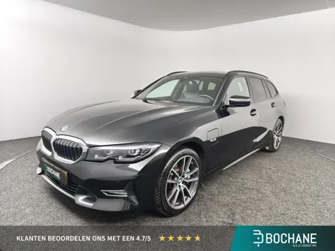 BMW 3-serie Touring 330e High Executive | Trekhaak | Stoelverwarming | Adaptive Cruise Control | Ele