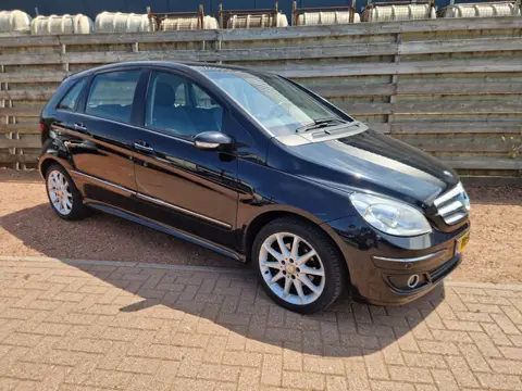 Mercedes-Benz B-klasse 200 Automaat, Navigatie