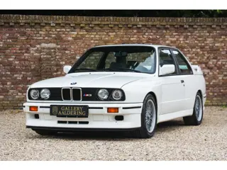 BMW M3 E30 only 33.000 kms, 80% first paint, Germany delivery, 3 owners ,When you publish a book wit
