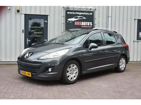 Peugeot 207 SW 1.4 VTi XS. Koude Airco, Panorama dak, trekhaak!!