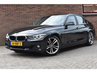 BMW 3-serie 320i High Executive '12 Navi Clima Cruise Inruil mogelijk
