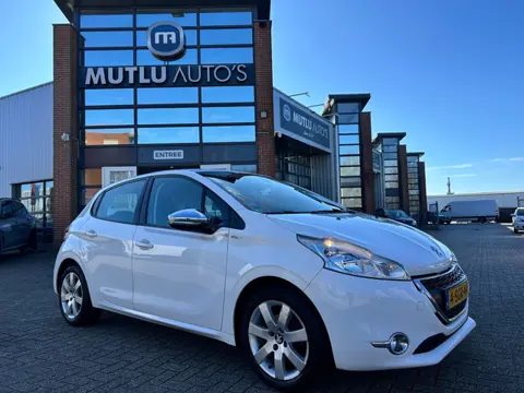 Peugeot 208 1.2 VTi Urban Soul 5deurs NAP NAVI APK PDC Airco