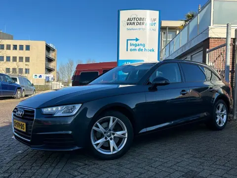 AUDI A4 2.0 TDI Design Pro Line  uitklapbare Trekhaak  Stoelverwarming 