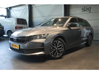 Škoda Octavia Combi 2.0 TDI Sportline navi camera led trekhaak 150 pk !!