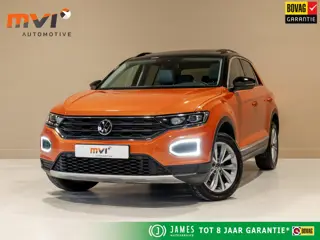 Volkswagen T-Roc 1.5 TSI Style Business / 150pk / Panorama dak / Leder / Stoelverwarming / Keyless /