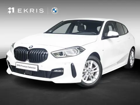 BMW 1 Serie 118i | M Sportpakket | 17 inch | Parking Assistant | M Sport Steering | Achteruitrijcame