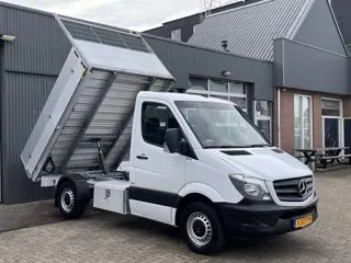 Mercedes-Benz Sprinter 211 2.2 CDI Kipper Airco Trekhaak 3 persoons Open laadbak Navigatie Pick-up p