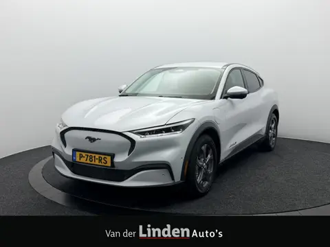 Ford Mustang Mach-E Extended RWD 98 kWh SOH 93,6% | Trekhaak | 360° Camera | Bang & Olufsen | Leer |