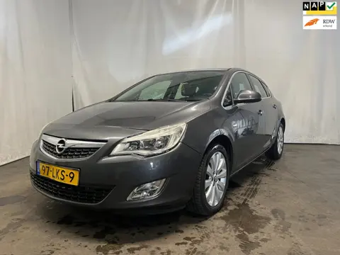 Opel Astra 1.4 Turbo Cosmo - Front Schade - Motormanagement Brandt